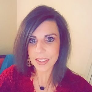 Meet your Posher, Lynn